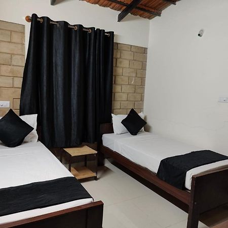 Minimal Poshtel Hostel Mysore Ngoại thất bức ảnh