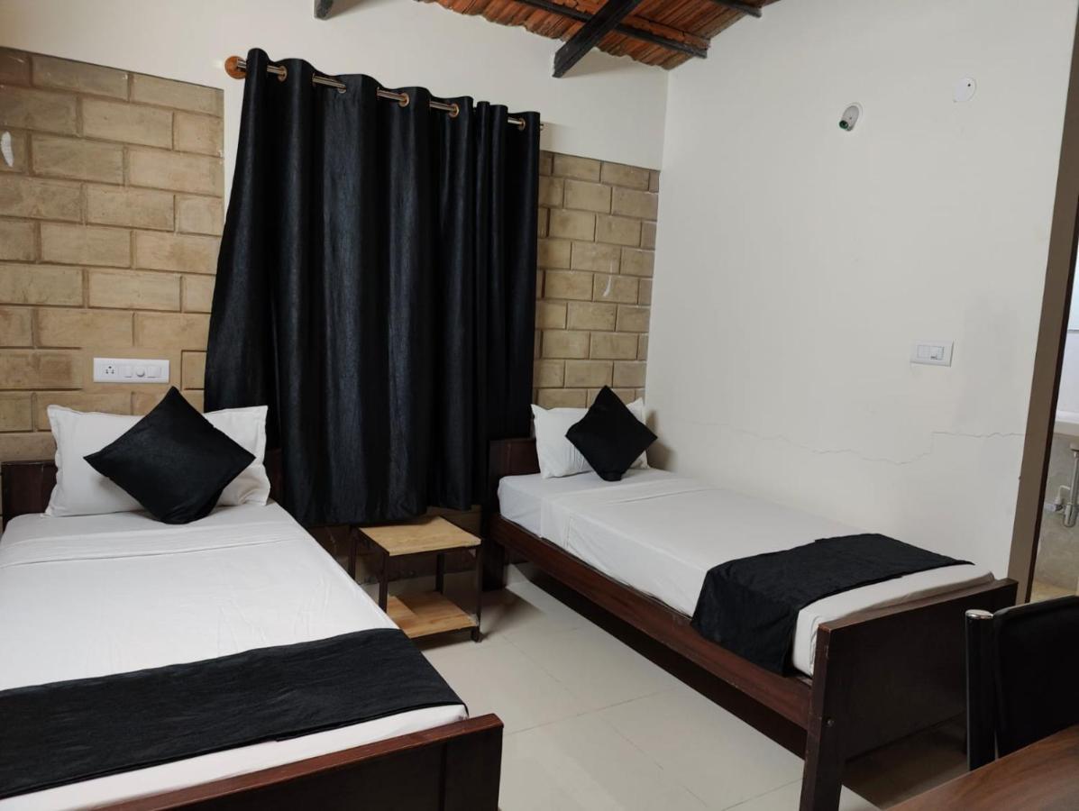 Minimal Poshtel Hostel Mysore Ngoại thất bức ảnh