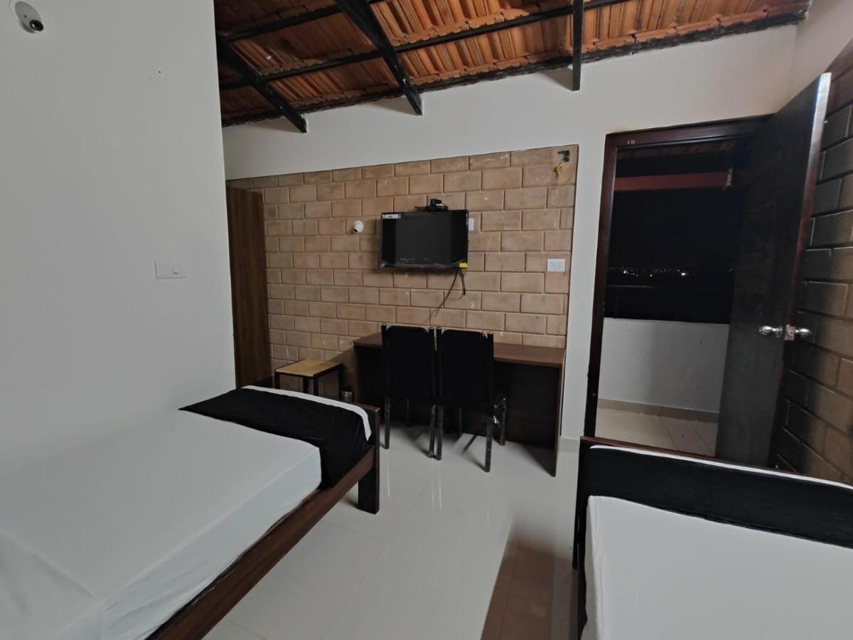 Minimal Poshtel Hostel Mysore Ngoại thất bức ảnh